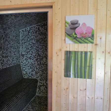 Manoir Des Chanterelles Meauzac Esterno foto